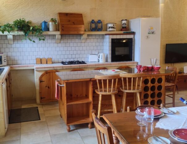 Ta' Guze Farmhouse Kitchen Area