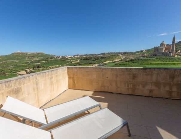 Lighthouse Villa Terrace Ta' Pinu Views